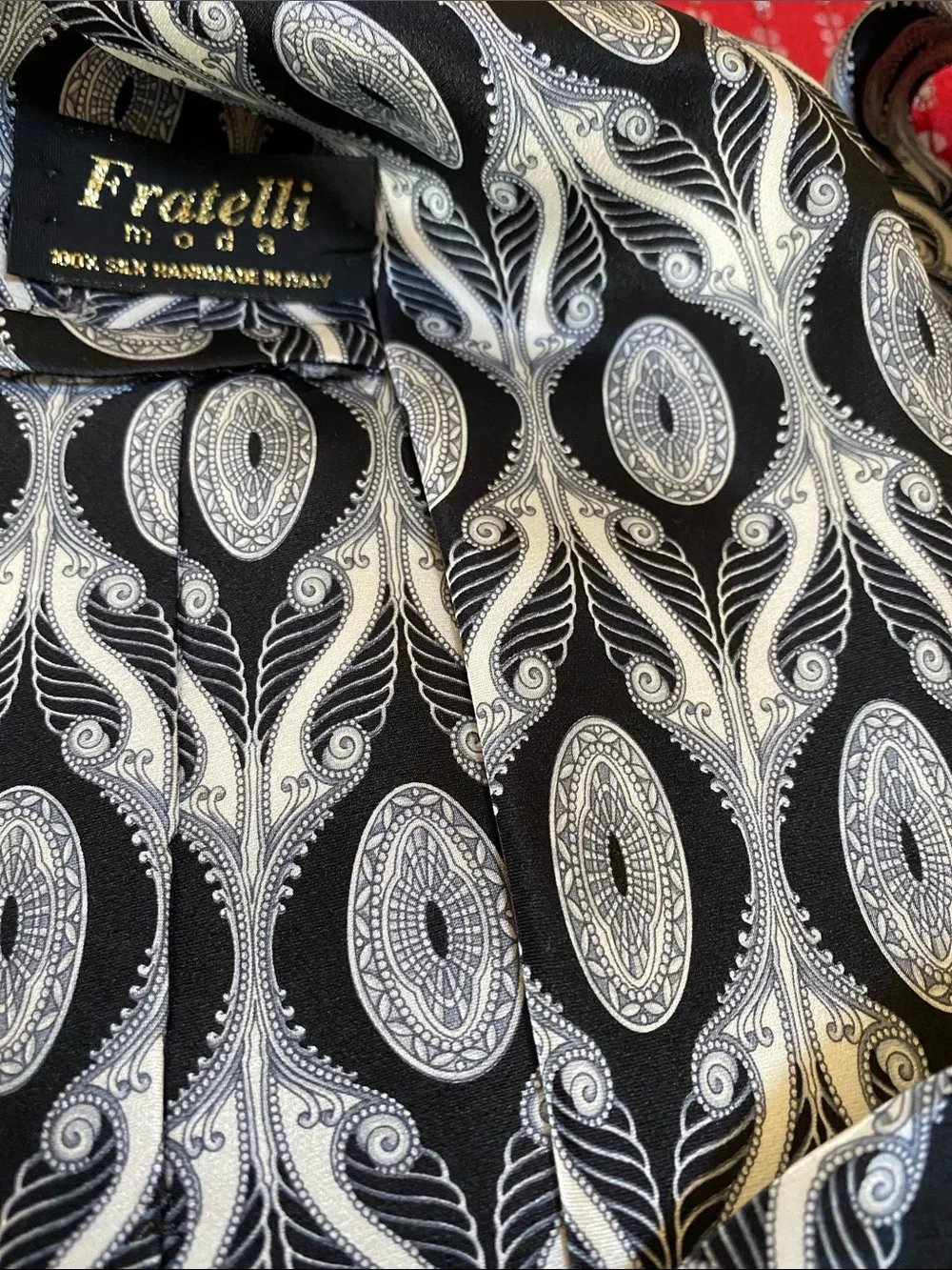 💯 Silk Hand Made In Italy 🇮🇹 Stunning Black White Versace Style Print Rare Tie